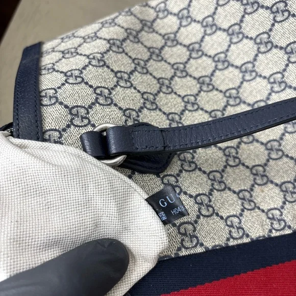 Gucci GG Supreme Monogram Textured Calfskin Web Medium Ophidia Shopping Tote - Picture 13 of 16